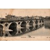 Carte postale ancienne de Toulouse représentant le Pont Neuf sur la Garonne.
