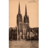 Carte postale ancienne Quimper cathédrale Saint-Corentin façade occidentale Finistère