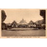 Carte postale ancienne du Grand Casino de Vichy avec sa façade monumentale de la Belle Époque.