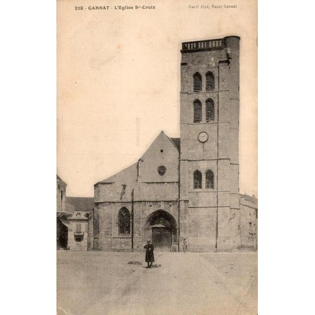 Carte postale ancienne de l'église Sainte-Croix de Gannat avec double timbre et oblitérations de 1905.