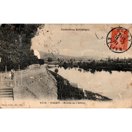 Vichy Bords de l'Allier Carte Postale Ancienne Giletta CPA