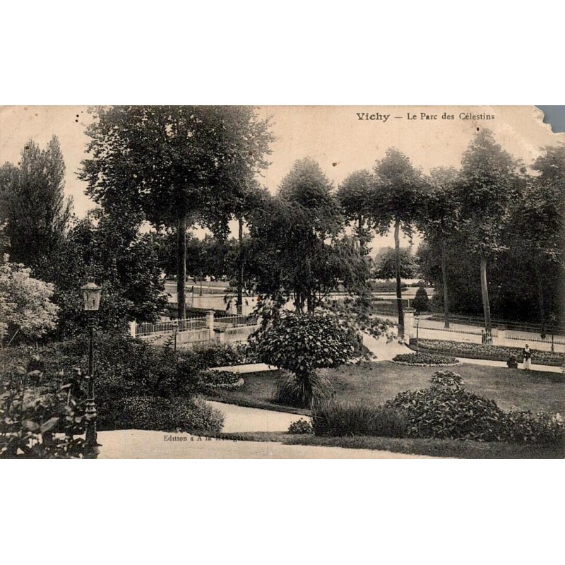 Vichy – Le Parc des Célestins – Carte Postale Ancienne CPA