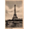 Carte postale ancienne de la tour Eiffel vue depuis la Seine, voyagée lors de l'Exposition de Paris en 1937
