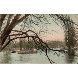 Carte postale ancienne du lac du Bois de Vincennes avec une barque sur l'eau