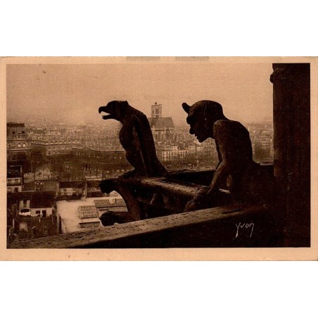 Carte postale ancienne Notre-Dame de Paris chimères façade nord série Paris en flânant Yvon