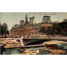 Carte postale ancienne de Paris montrant l'Hôtel de Ville, le pont d'Arcole et un bateau sur la Seine