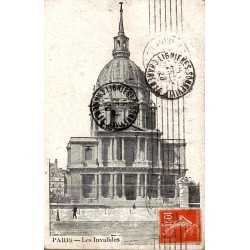 Carte postale ancienne des Invalides à Paris avec le dôme, timbre Semeuse et oblitération de 1920
