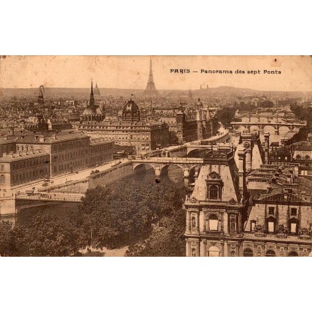 Carte postale ancienne panorama des sept ponts de Paris avec la Seine, la tour Eiffel et les monuments.