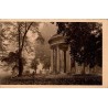 Carte postale ancienne du Temple de l'Amour au Petit Trianon de Versailles.