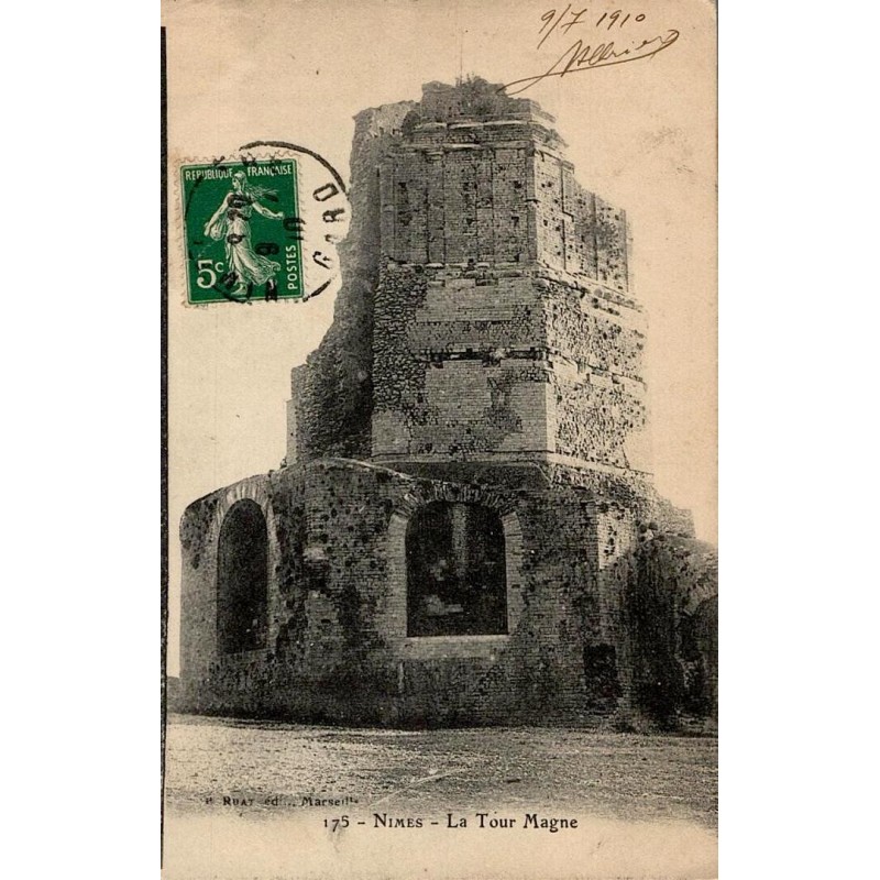 175 - NÎMES - La Tour MAGNE