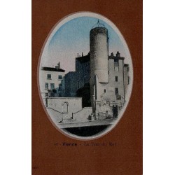 Carte postale ancienne représentant la Tour du Roi à Vienne en Isère, édition Blanchard en médaillon ovale.