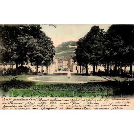 Carte postale ancienne du Jardin de Ville de Grenoble avec bassin, colorisée et circulée en 1904.