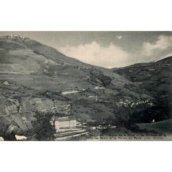 Carte postale ancienne de La Motte-les-Bains avec le château et la vallée de Vaulx en Isère