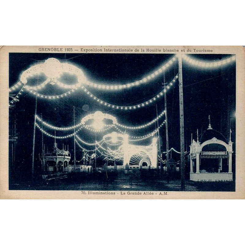 Carte postale ancienne de l'Exposition de Grenoble 1925 montrant les illuminations de la Grande Allée de nuit