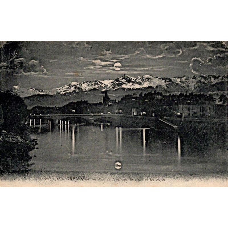 Carte postale ancienne de Grenoble montrant une vue de nuit sur l'Isère avec les Alpes en arrière-plan